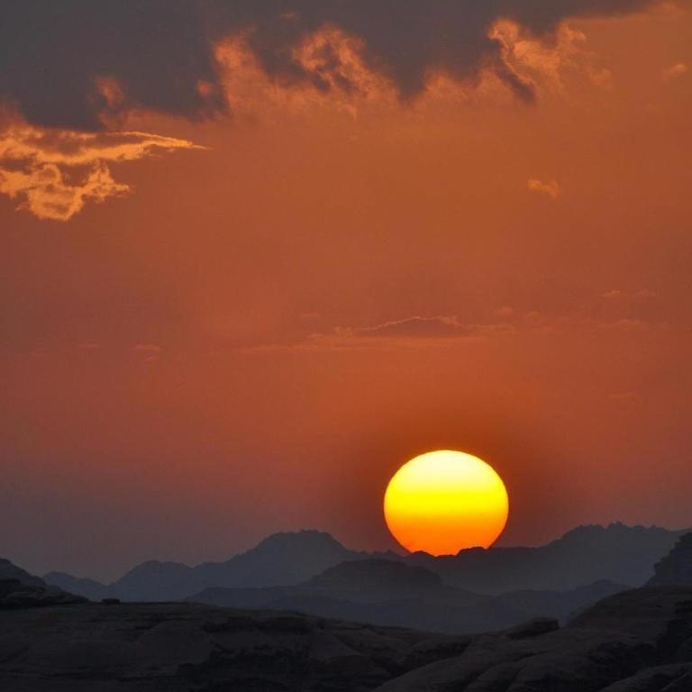 Bubble tent&luxury camp Hotel Wadi Rum Esterno foto